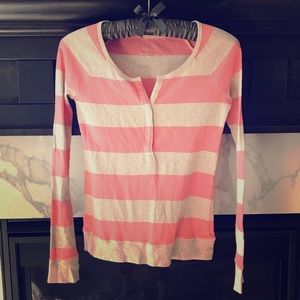 American Eagle Outfitters feather light thermal